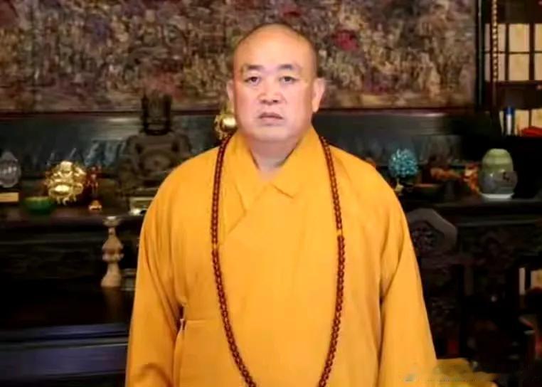 少林寺方丈释永信金被正式逮捕了！经过几个月的调查和风波最终还是迎来了审判，新乡市