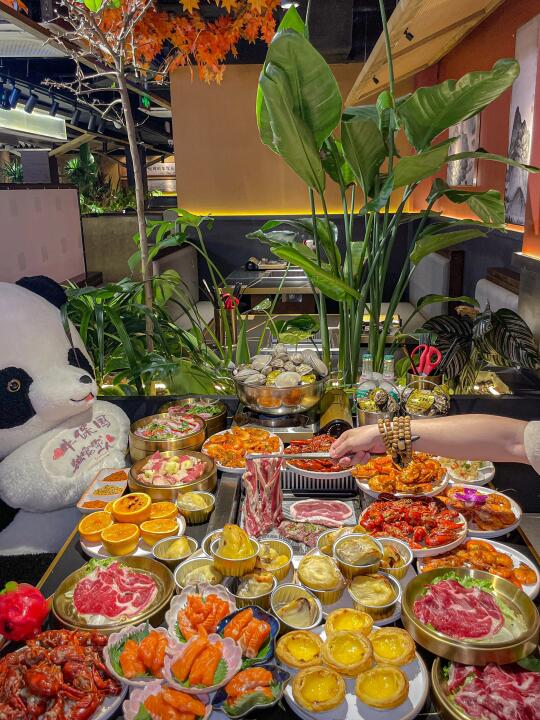 在重庆！榴莲烤肉不限量 …一口回本！