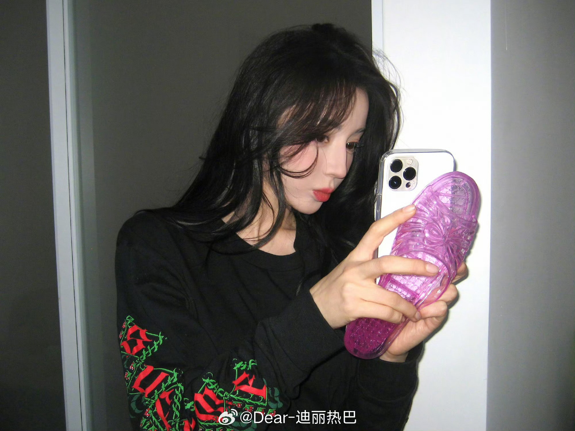 “其实很多时候我们做过的一些艰难的决定可能会成为我们做过最棒的事情，所以其实只要