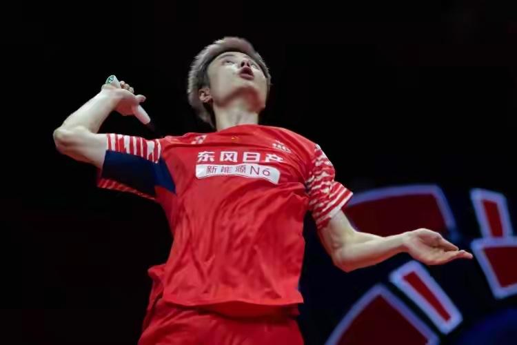 国羽一直以来都有在团体赛有五朝元老之称的选手，甚至比这参加更多届的都有。
本届汤