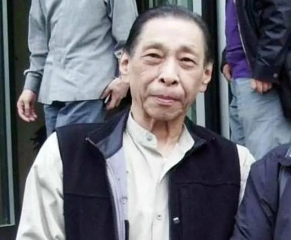 1991年，杜月笙的儿子杜维善来到北京，打算收回父亲购置的四合院，但住户拒不承认