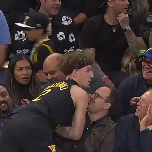 《格林“上乔下科”初露峥嵘！阿伦送威金斯遮天大帽！》这是一个你不想错过的视频，快