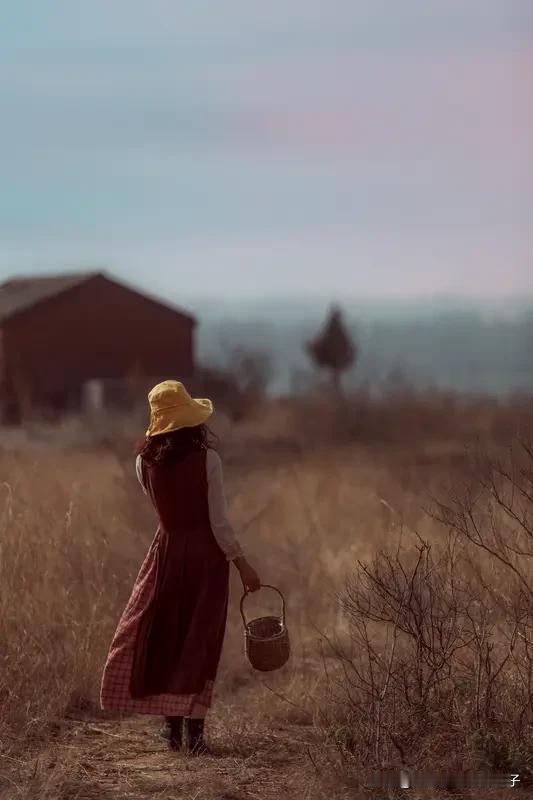 诗和远方永远有,你如何抵达? 诗和远方确实永远都有，但抵达可不容易。很多人急于求