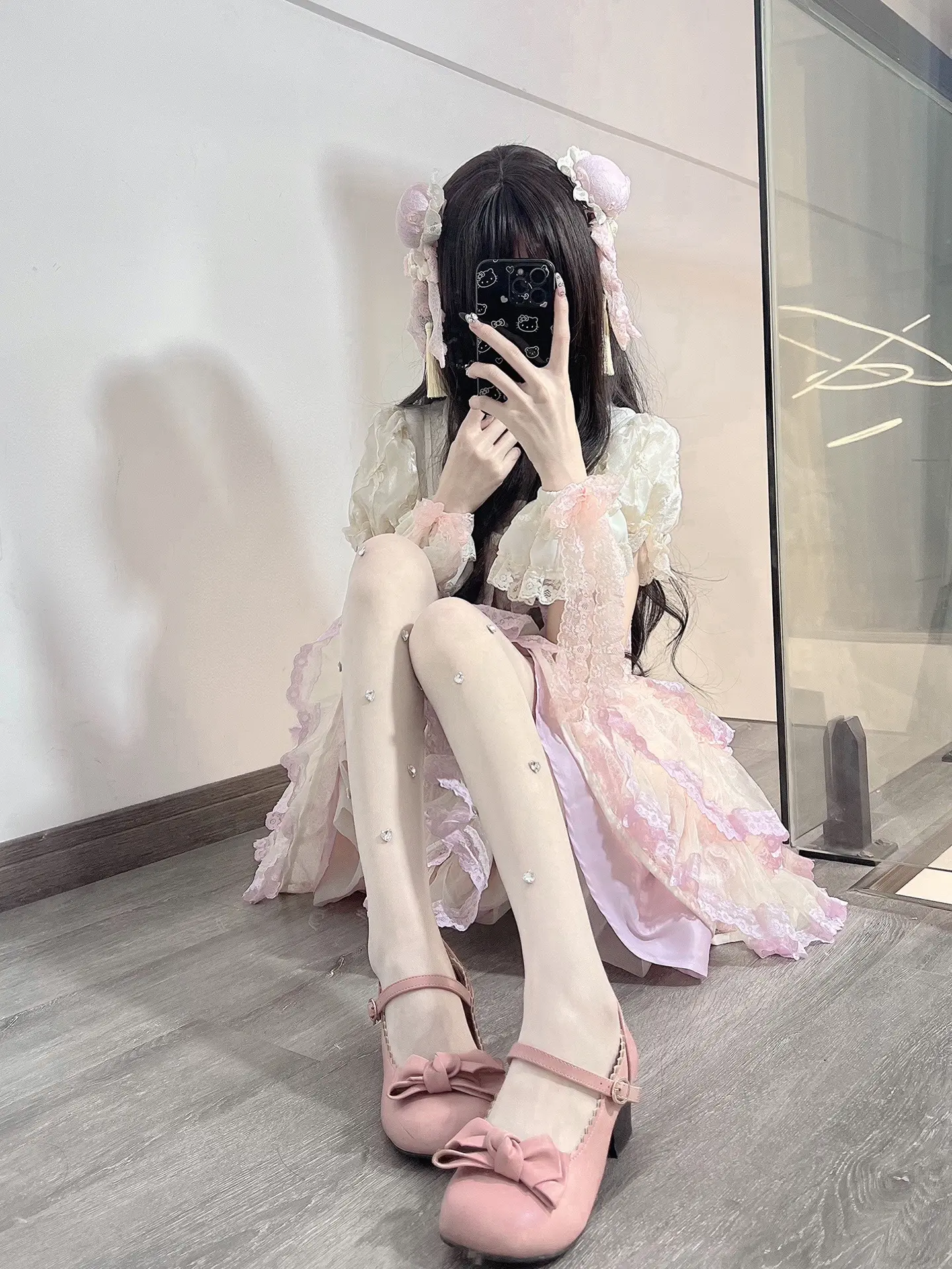 眼睛是一部相机 虚化了所有人 聚焦你