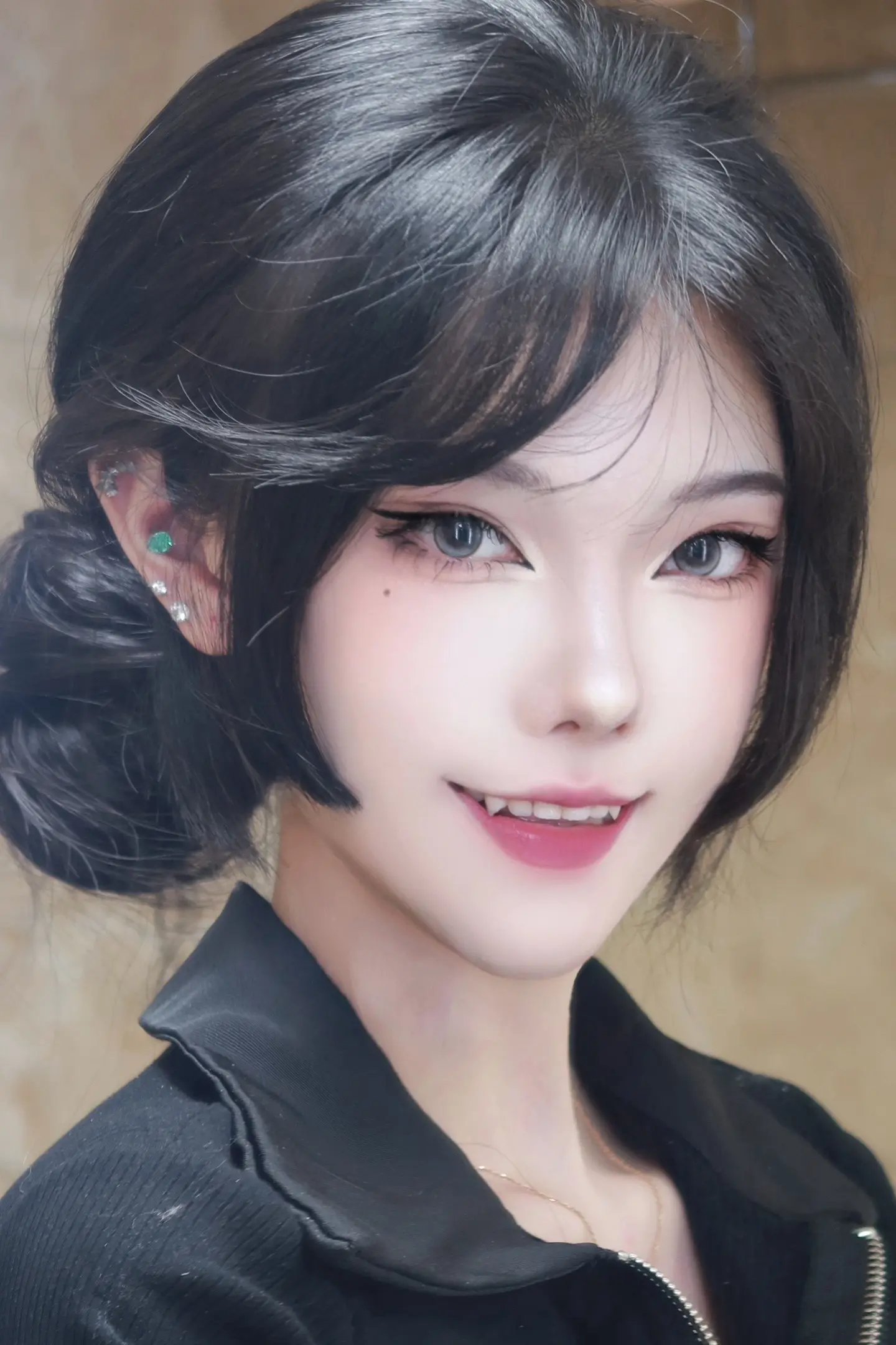 “钱比心真 忘本和背叛才是经典”