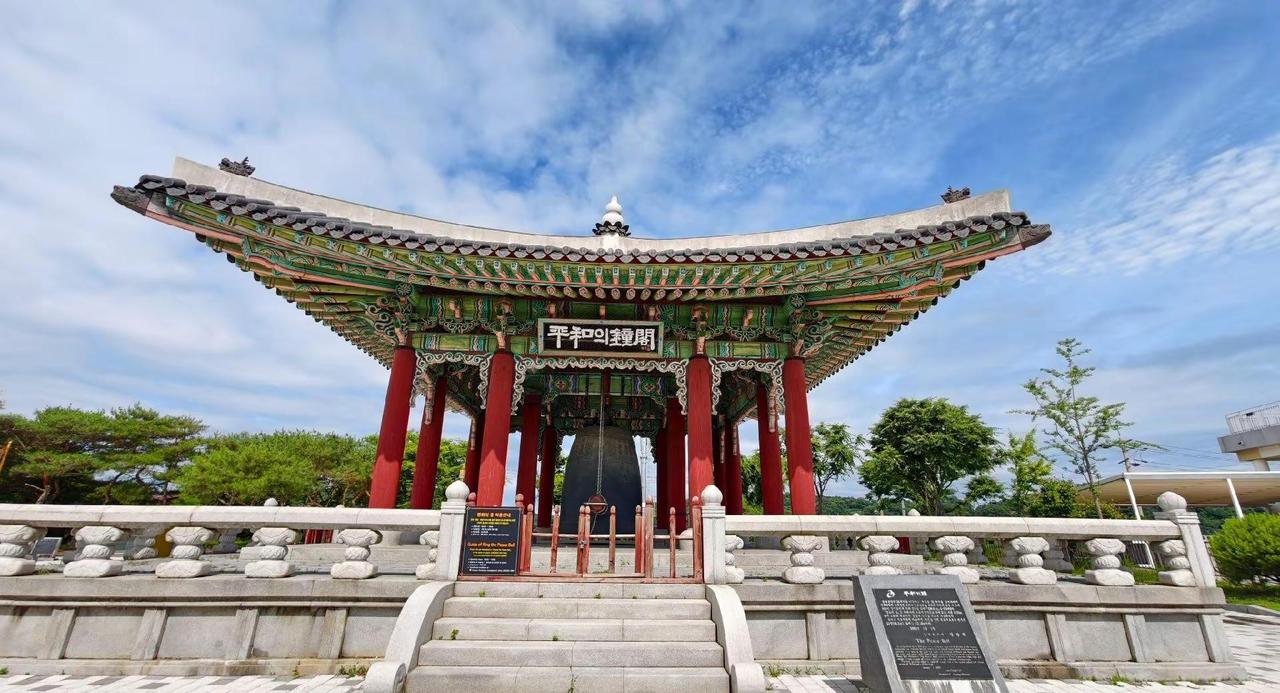 三八线 皓星摄。韩国三八线（朝韩非军事区DMZ）。   名称与地理定义 三八线，