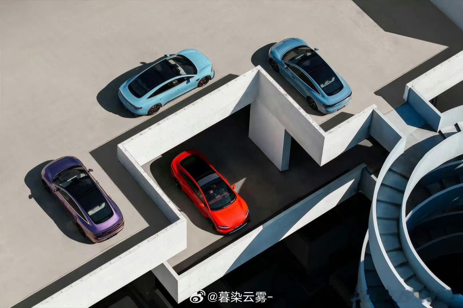 余承东称智界新S7正式售价有惊喜 很多年轻人愈发关注相关内容，新能源汽车意义渐显