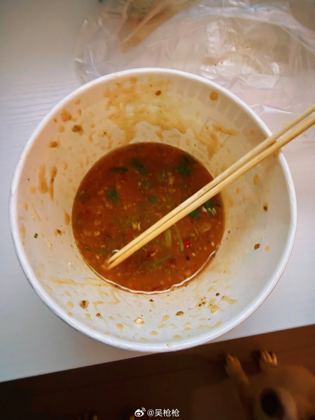 昨天啃了一天玉米 晚上实在太饿了 纠结好久还是穿着睡裤又开到回龙观 找大姐买油炸