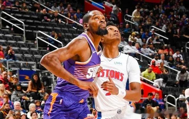 #NBA竞彩推荐# 
鬼谷子明日NBA常规赛比赛胜负大小分预测

明天11月6日