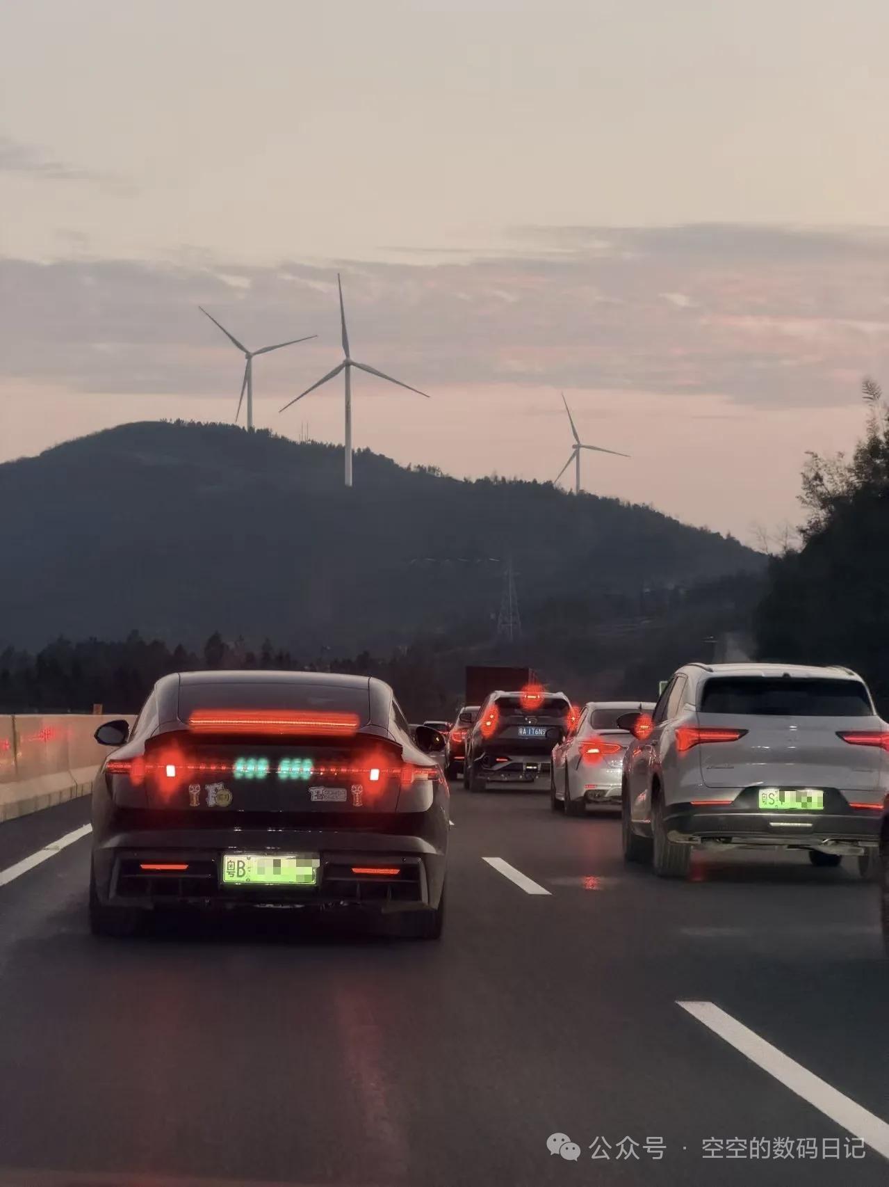 油价频繁上涨,电车会成为趋势么?
油价不上涨，电车都会成为趋势，大势所趋没办法的