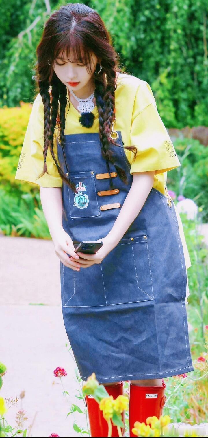 #中餐厅[超话]# 虞书欣这个发型绝了，在中餐厅这个发型好元气少女啊！！太可爱了