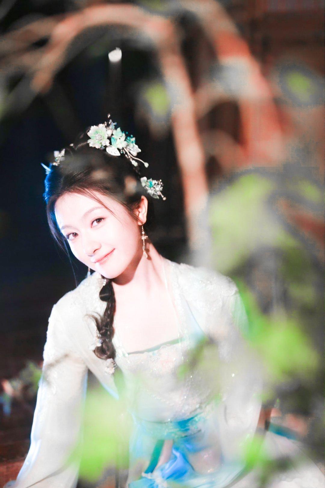 -李兰迪追星贾斯汀比伯 -岸而逢雪 两个影子 你和我^⌯𖥦⌯^੭修♣ ​​​