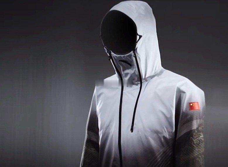 米兰冬奥，中国单板滑雪大跳台国家队，身着的战袍是来自安踏特别打造的 【凌空·炽热