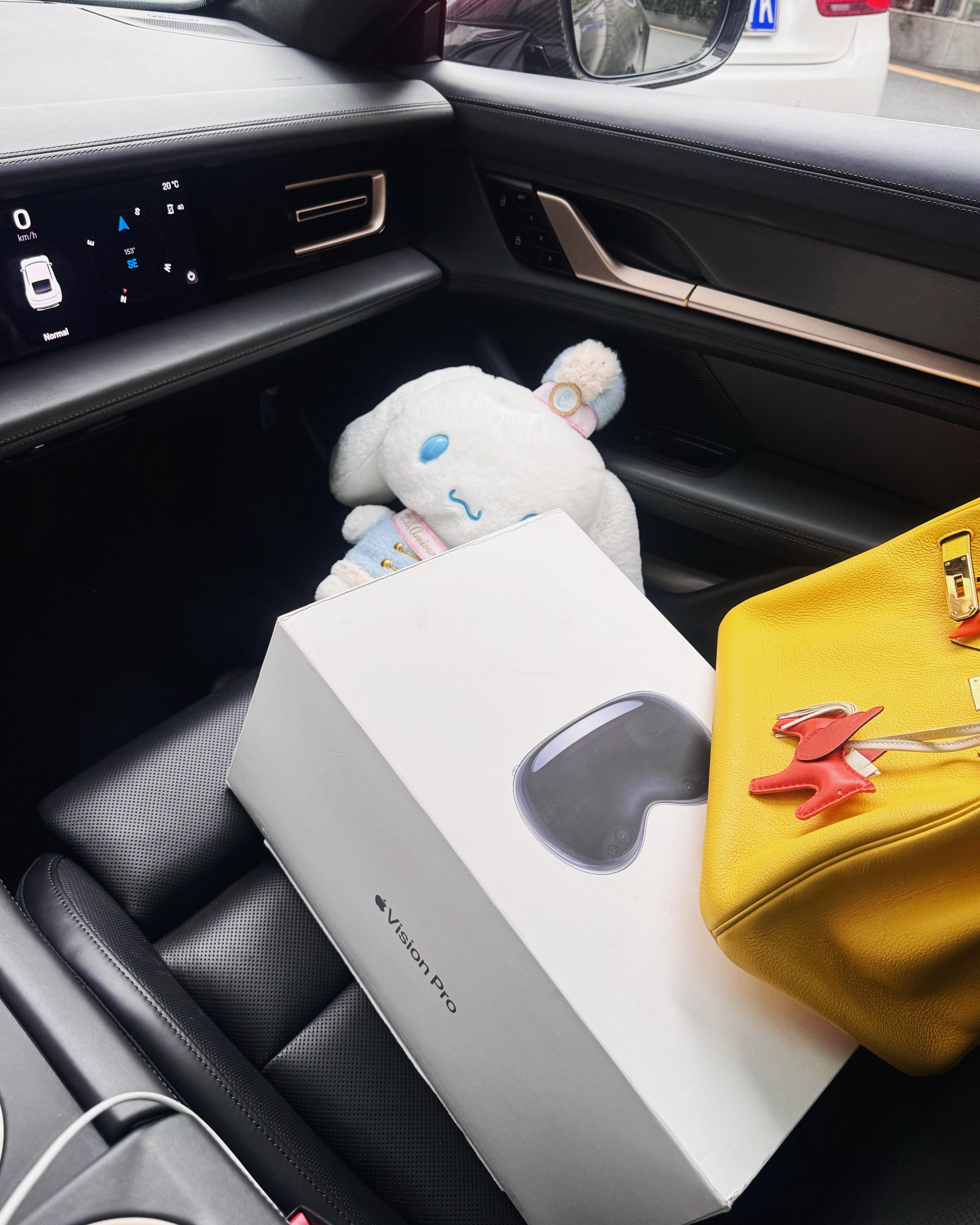 [坏笑]有小湲真是太好了！ ​​​