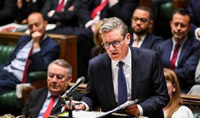 特朗普一上台，先说北约过时了，再喊欧洲要多交钱，然后盯上格陵兰岛，连丹麦都没放过