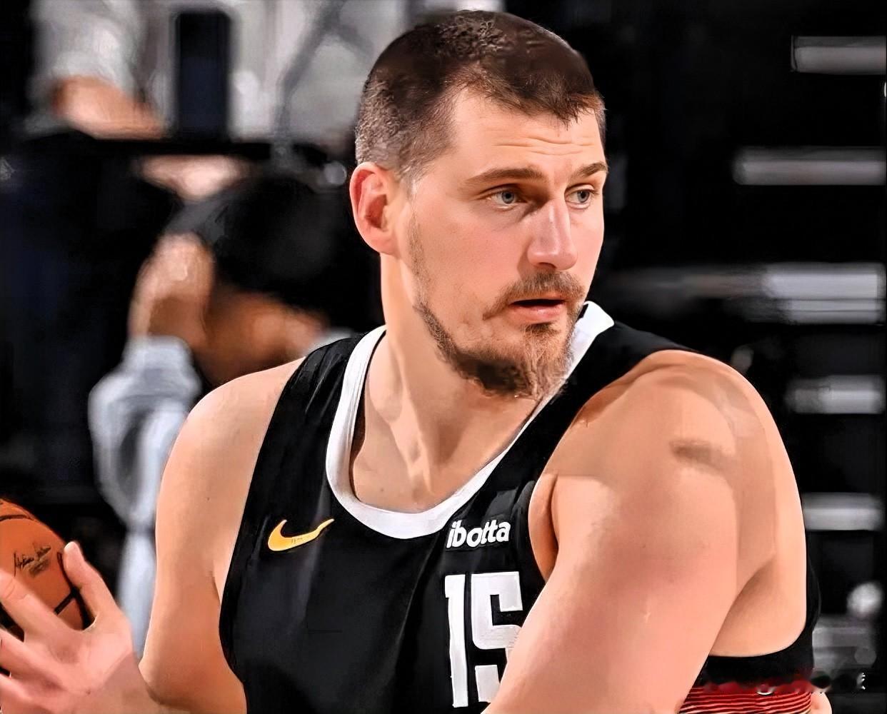 约老师总算说出了心里话，坦言不抱怨裁判是他最大的改变。

近日，约老师接受采访，