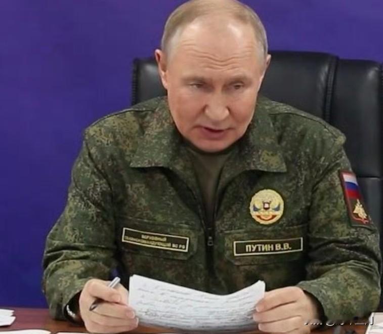 普京下令俄国防部在克拉斯诺阿尔梅斯克、德米特罗夫和库普扬斯克三地划出临时安全走廊