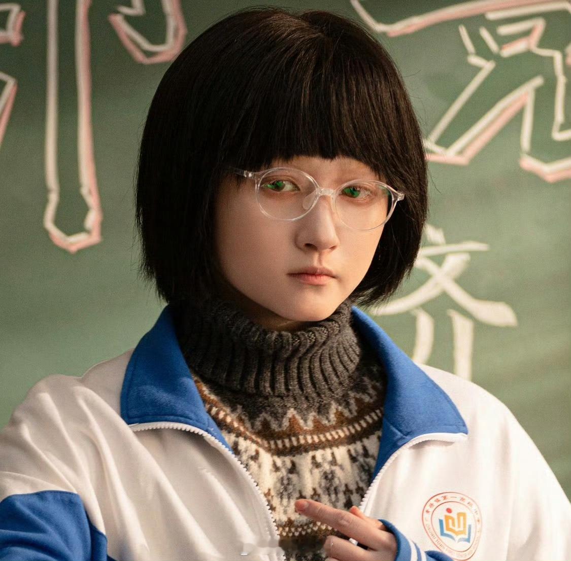 《生逢其时》看齐晓彤塑造齐时，能真切感受到角色顽强的生命力。哭戏处理极具感染力，