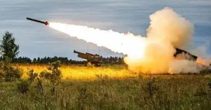 特朗普110亿美元对台军售彻底“翻车”！本想靠这笔订单讨好军火巨头、给中国施压，