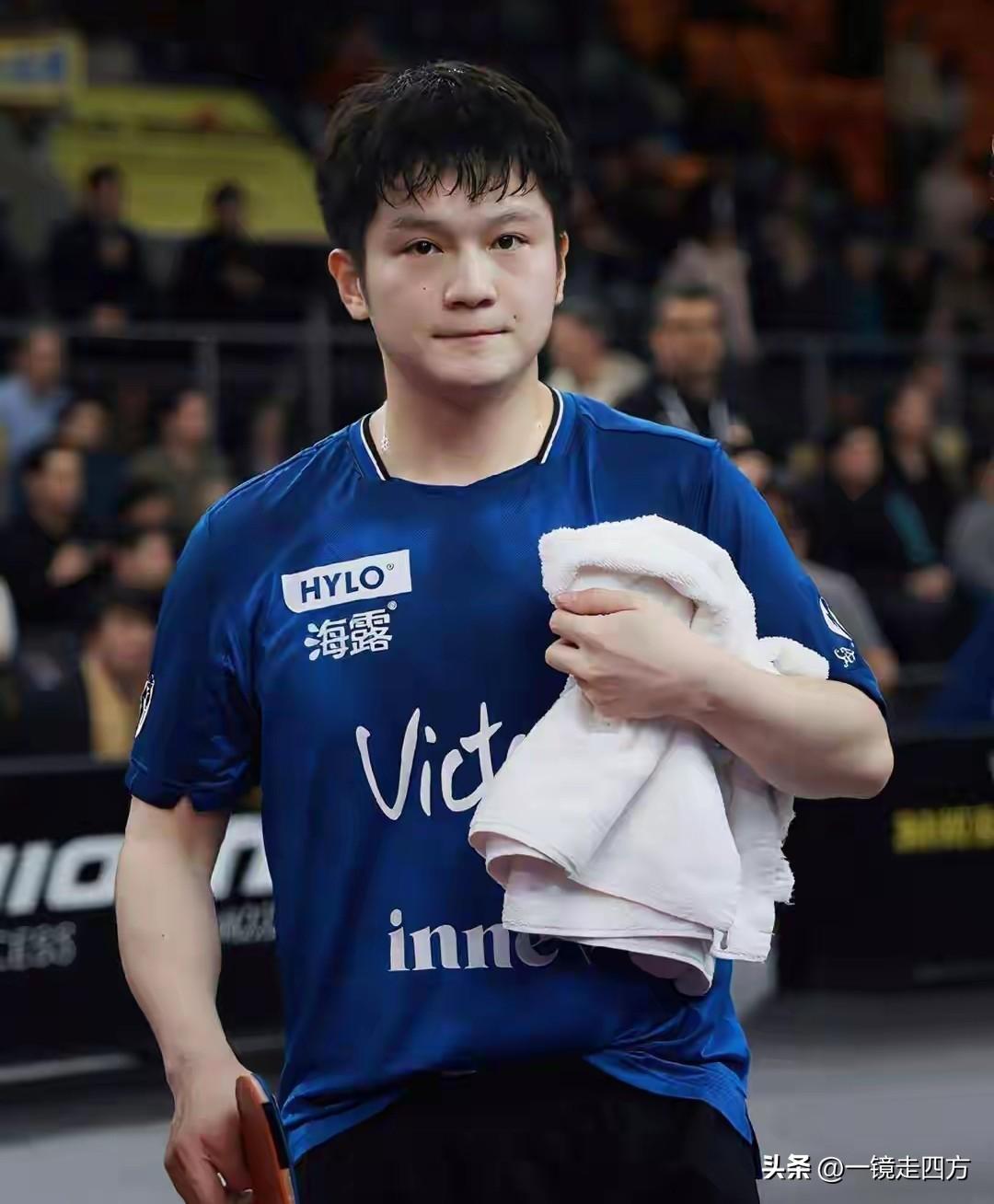 已经确定将在今年七月转会到杜塞尔多夫俱乐部的樊振东，继续在现在的萨尔布吕肯俱乐部