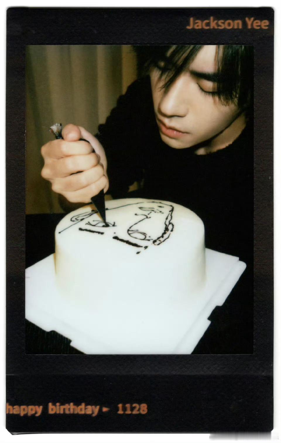 易烊千玺工作室说辛苦了tfboys发文为千玺庆生 知道了 