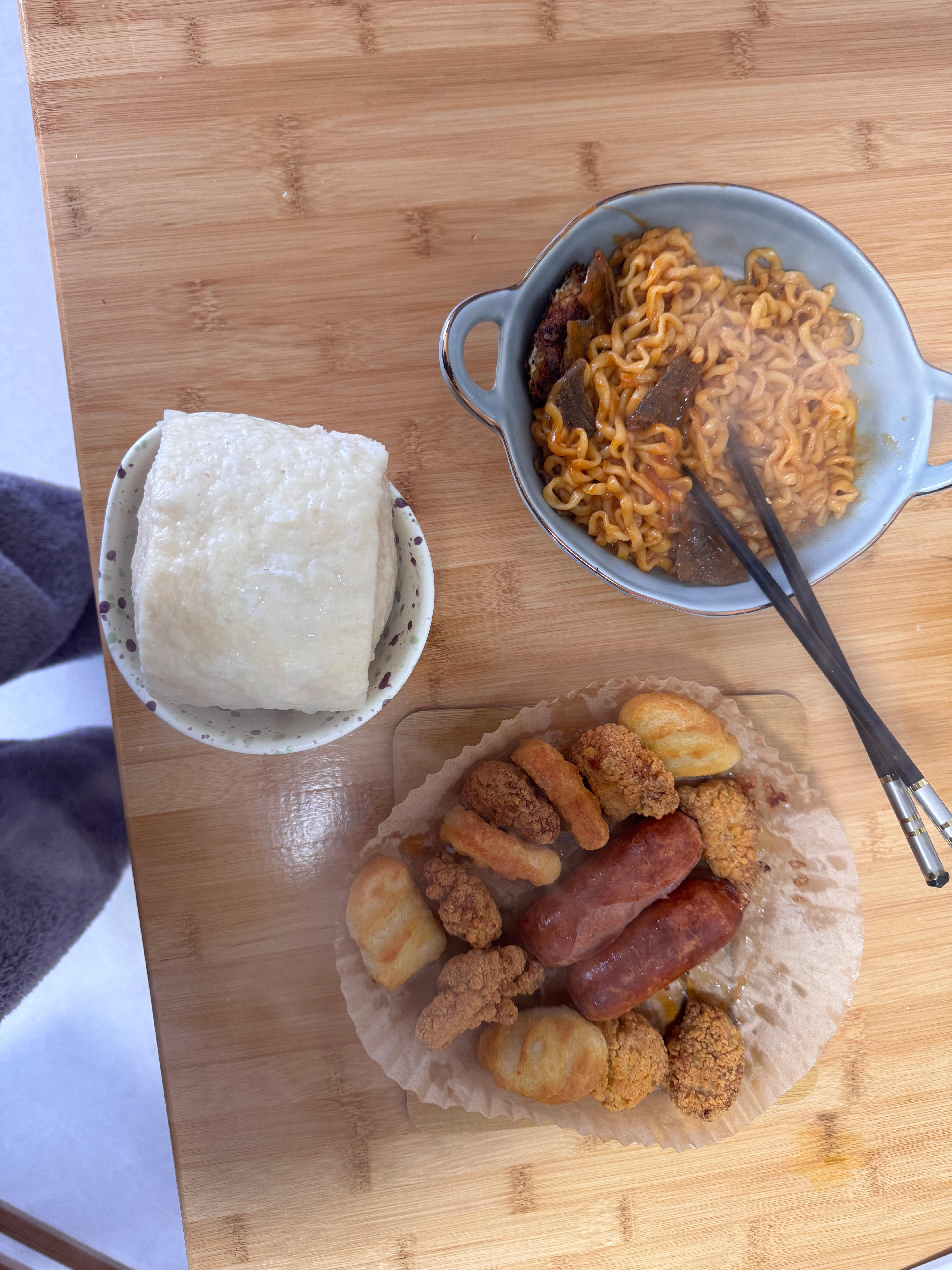 贝果还会磕龙眼哈哈山姆这个炸鸡超好吃经常半夜饿了空气炸锅一下 