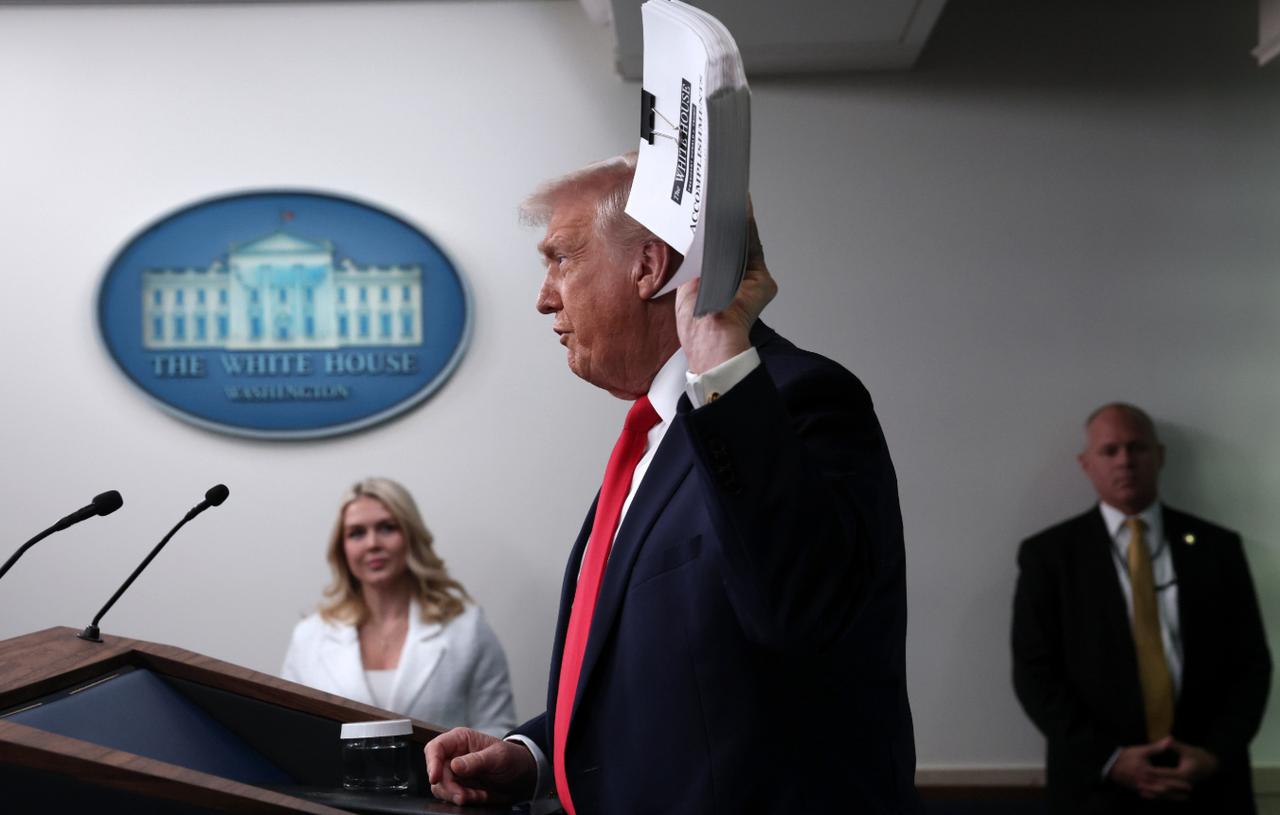 1月21号消息，美国国防部打算从涉北约机构削减约200个职位，这是特朗普政府减少