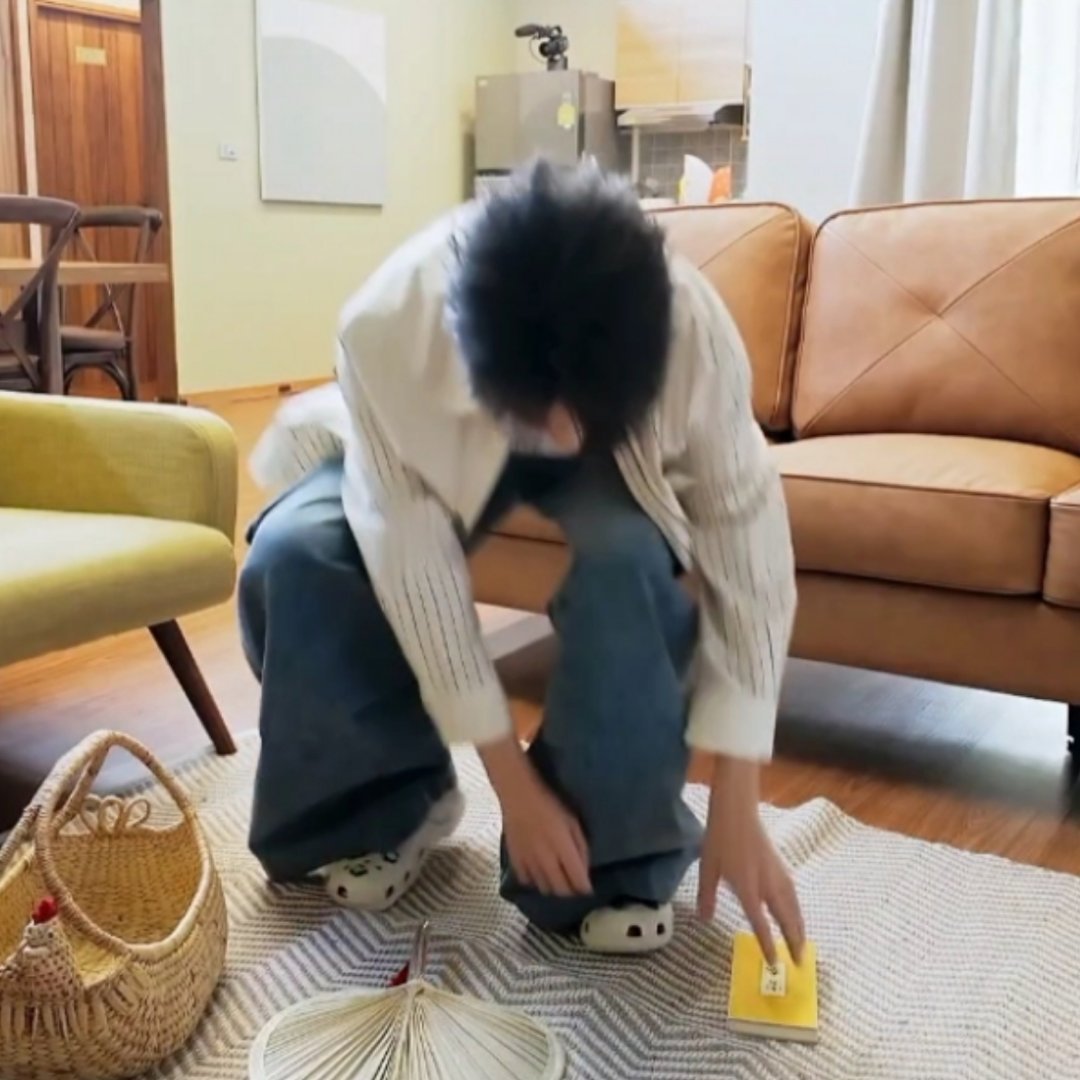 咪儿腿太长了王俊凯中餐厅10