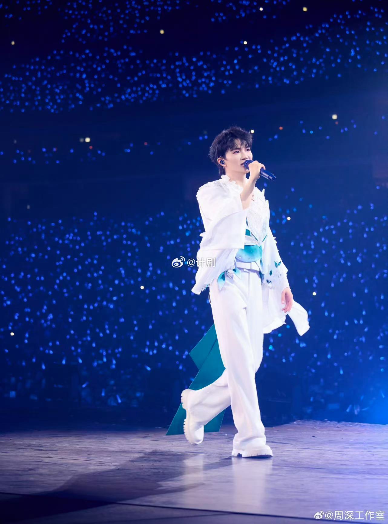 周深武汉演唱会预售周深武汉预售时间 「深深的」巡演武汉站预售敲定，3.30晚间两