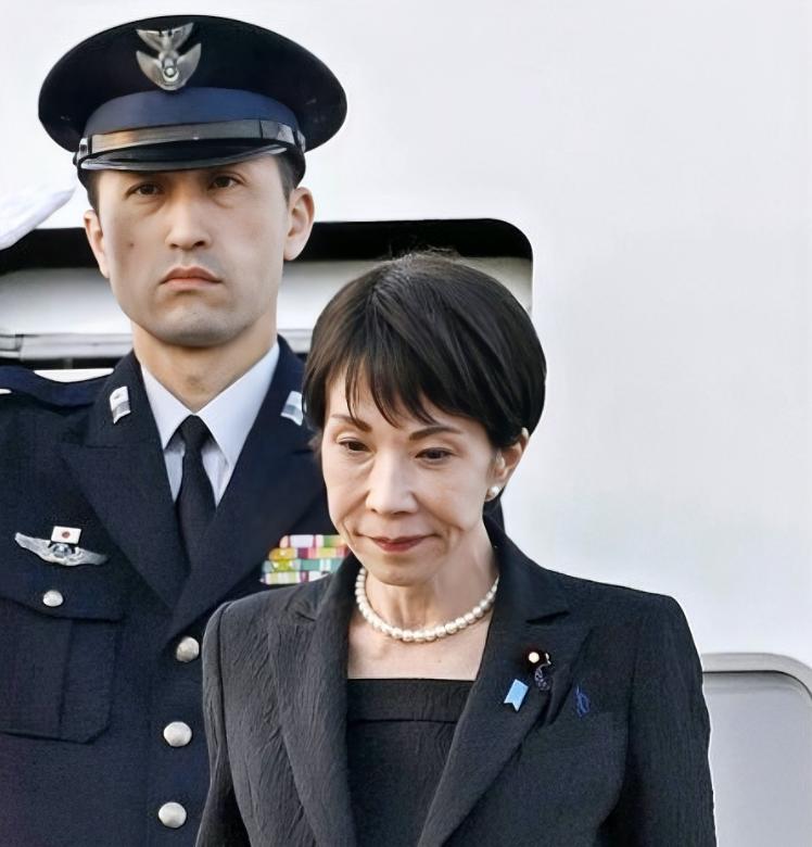 被骂惨了！高市早苗访美回国后遭到多党怒斥，被认为称赞特朗普的表态不能代表日本民众