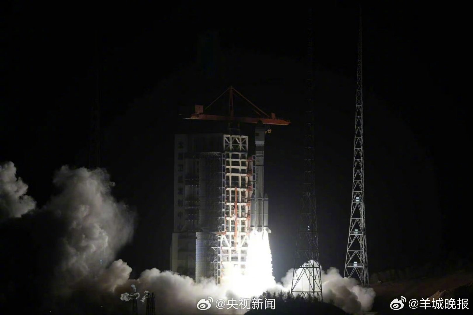 【祝贺！#我国成功发射千帆极轨09组卫星#】今天，我国在太原卫星发射中心使用长征