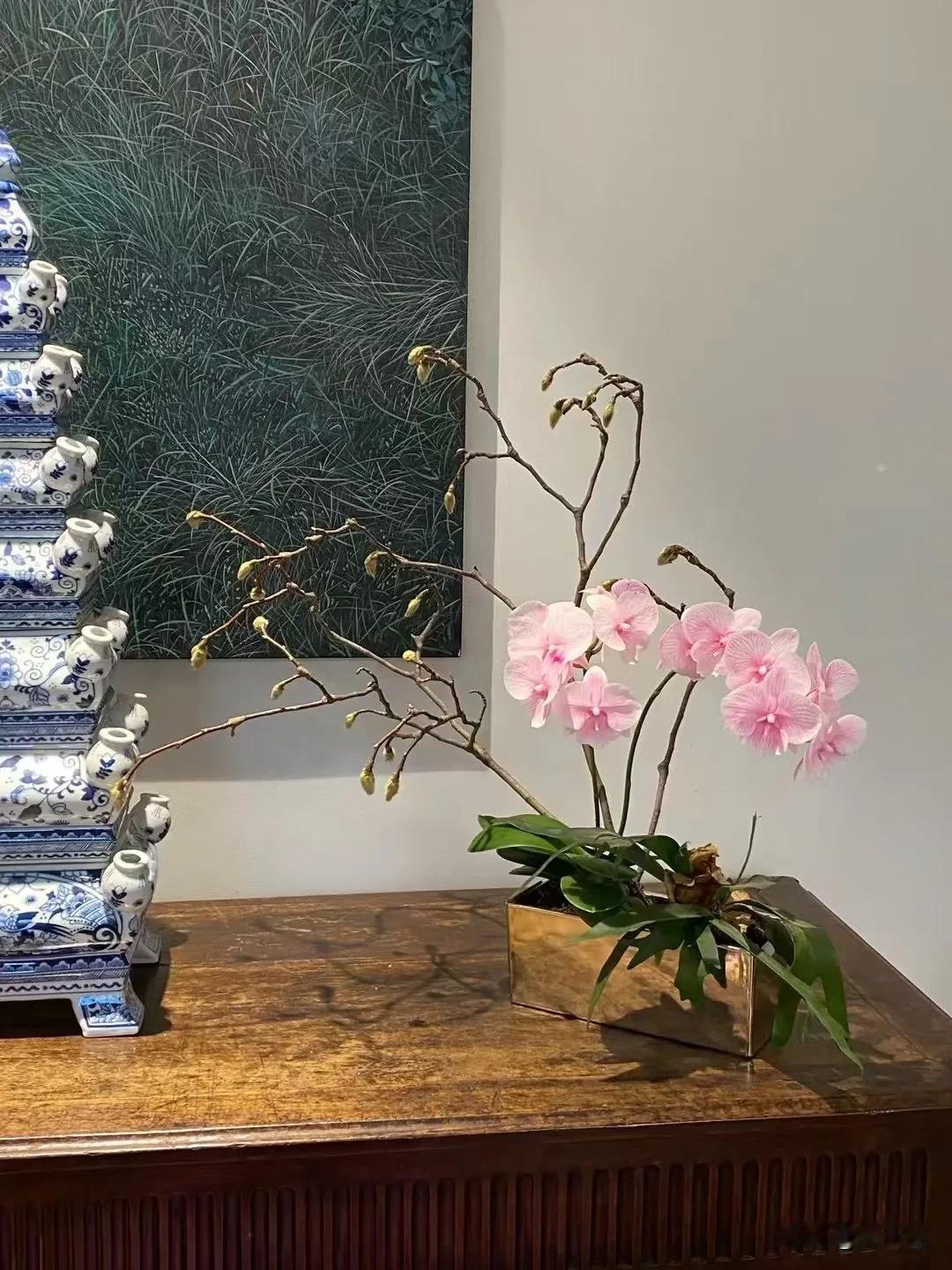 下午茶的悠闲时光
一隅静谧，安暖香向。
冬天，只要有一杯暖心茶再配一些巧克力
悦