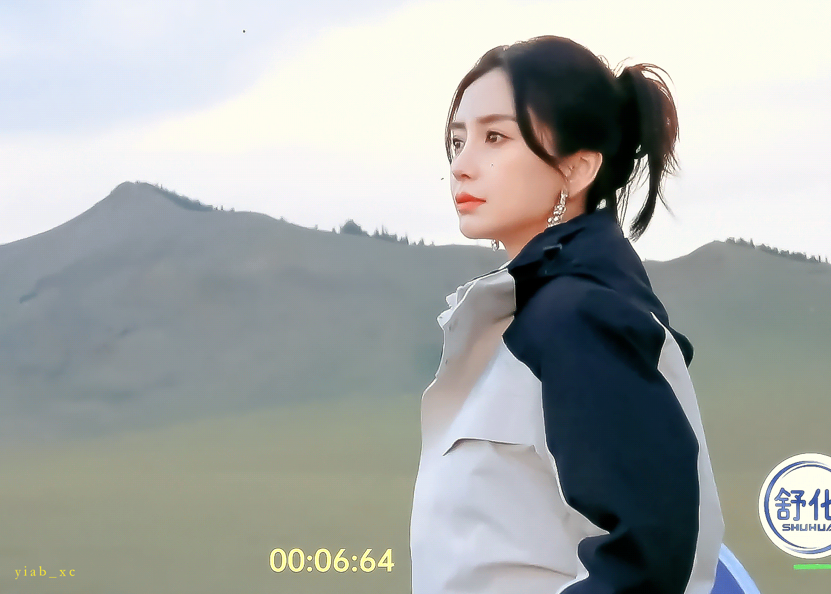 angelababy angelababy “我将你写进书里，掀开书页，字迹在阳