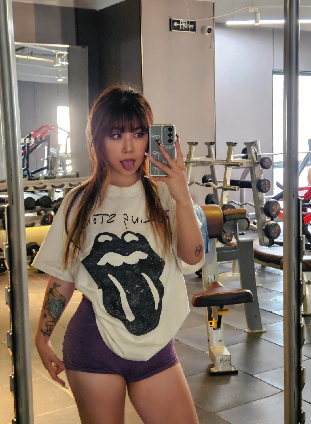 😜