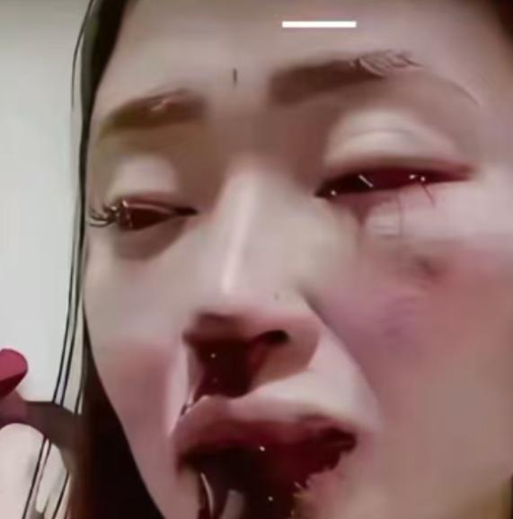 深圳姑娘柳薇，英国留学时跟印度男友汗卡迪谈恋爱，不顾父母以死相逼的阻拦，揣着17