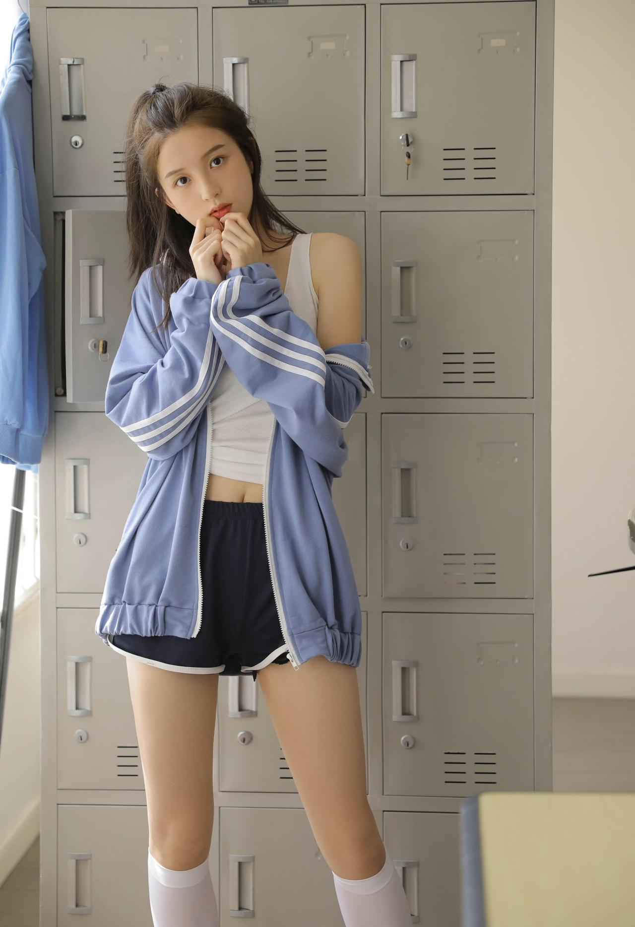 甜美年轻少女学校写真（9.7分）