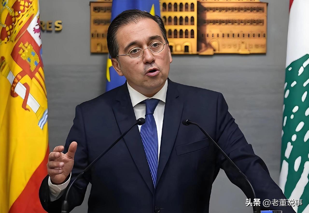 没人想到，剧本竟然敢这么写。白宫新闻秘书刚刚信誓旦旦地对全世界宣布“西班牙已经同