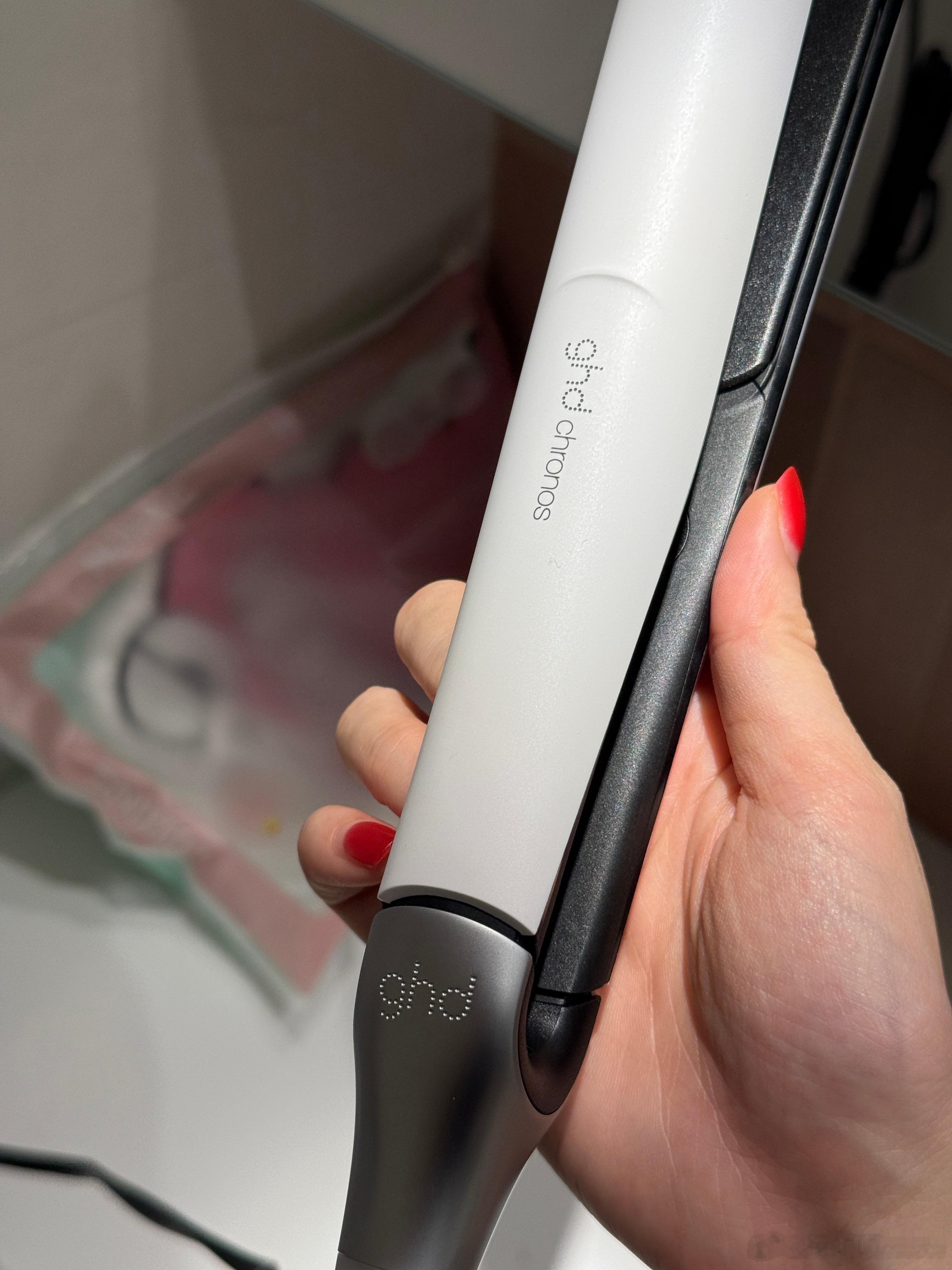 ghd我对你失望！p2谁敢猜哪边是用完之后的效果啊[苦涩][苦涩][苦涩] ​​