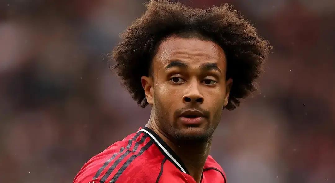 8球3助攻，曼联前锋想逃
 
罗马已把报价拍到桌上：租一年，买断2500万欧，球