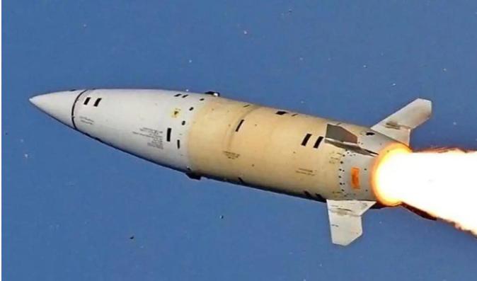 既然美国敢做初一，那中国必然会做十五。你卖武器给台湾，那我们就卖武器给那些反对美