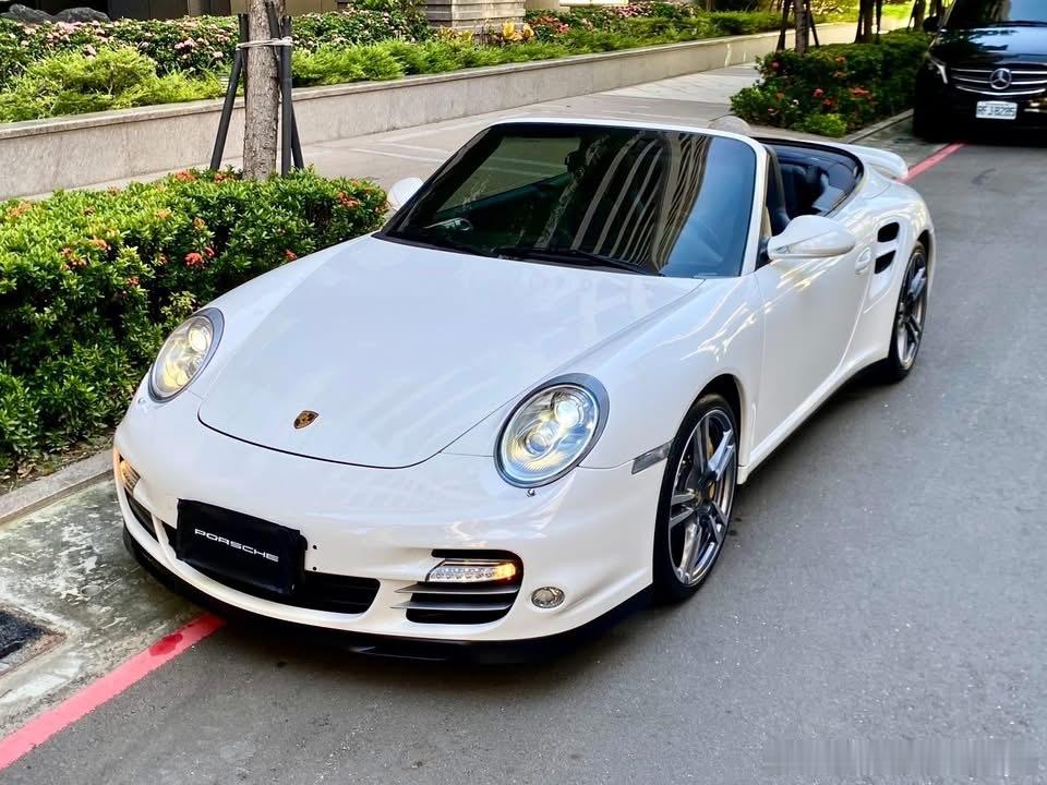 台湾老车🇩🇪Porsche 997.2 Turbo convertible少