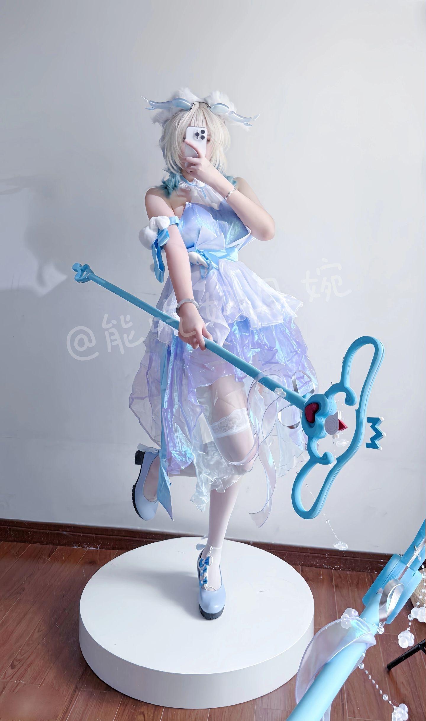 乐园里所有的不开心，都会被他变成小甜点哦