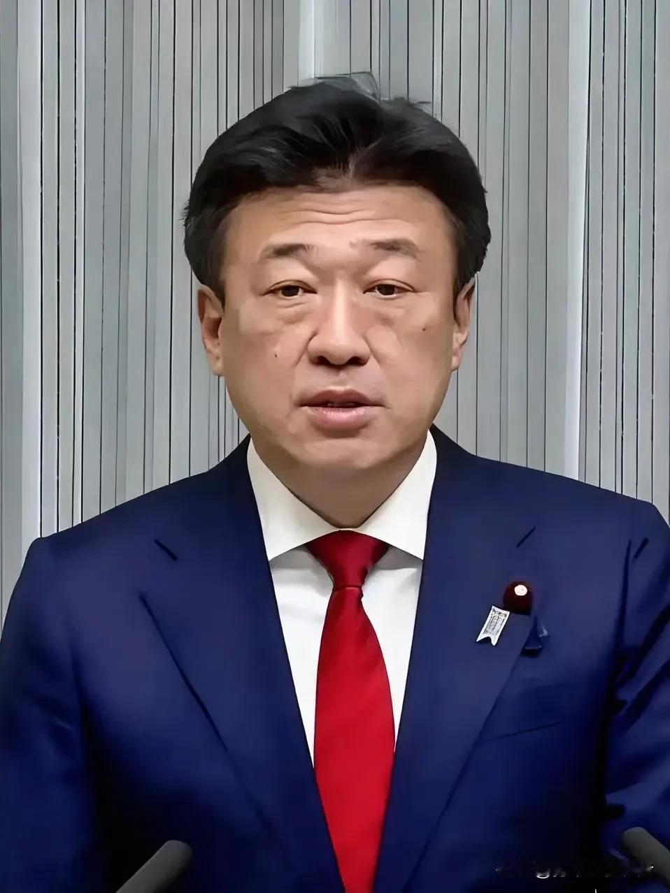 日本内阁官房长官木原稔隔着屏幕都能让人感觉到那股焦躁，对着咱们中国海警船在钓鱼岛