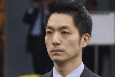 台湾岛内的预言家突然发出预言。 预言家说，过了8月，蒋万安就要跑遍全台搞普选行程