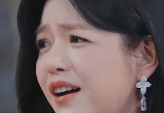翻遍几百个联系人只为给她找对象，结果闺蜜掏心掏肺的姐妹，却被前任一篇小作文扒了个