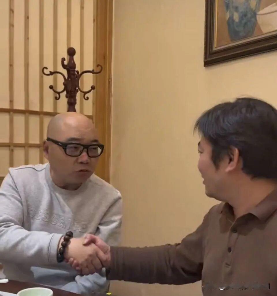 张雪与老东家凯越机车的故事，从当年的“决裂”演变为“双雄并立”的格局。张雪“净身