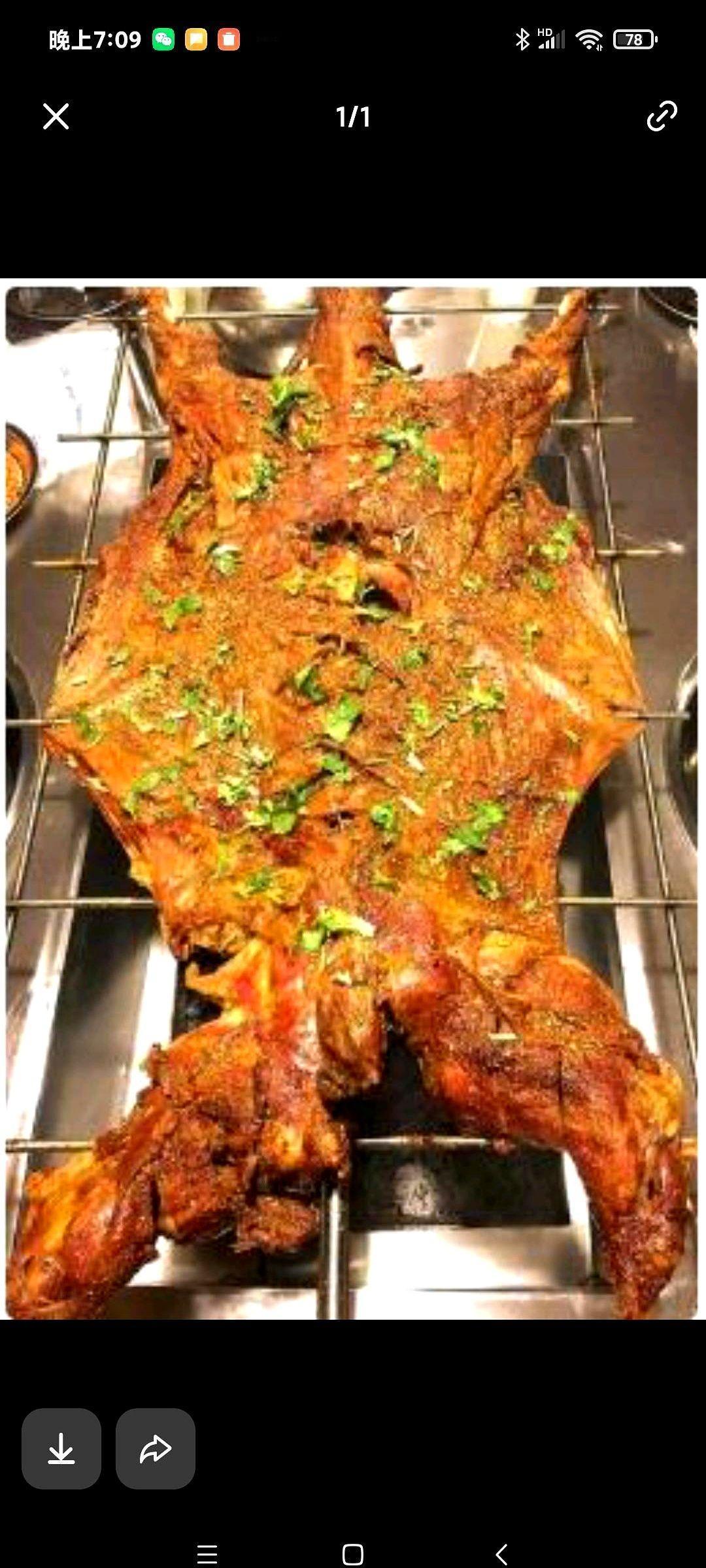 36斤的活羊，烤完了端上来，你猜剩多少？
6.9斤。
我当时就懵了，这不是缩水，