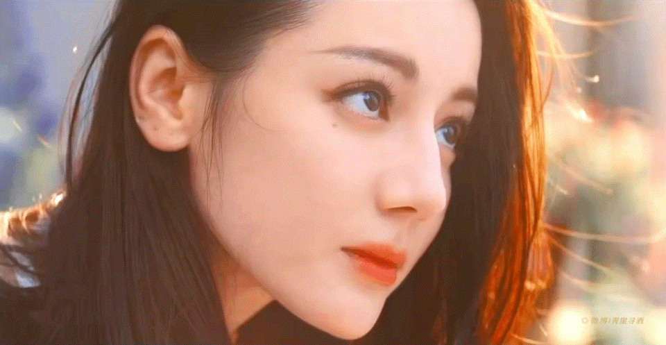#迪丽热巴腰身比##迪丽热巴聂九罗# 内娱少见的题材，以及最适合迪丽热巴的角色无