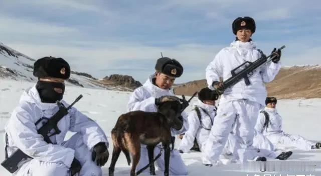 雪山砺刃，戍边青春不负山河
 
和平年代的安全感，藏在人迹罕至的高原国境线上。平