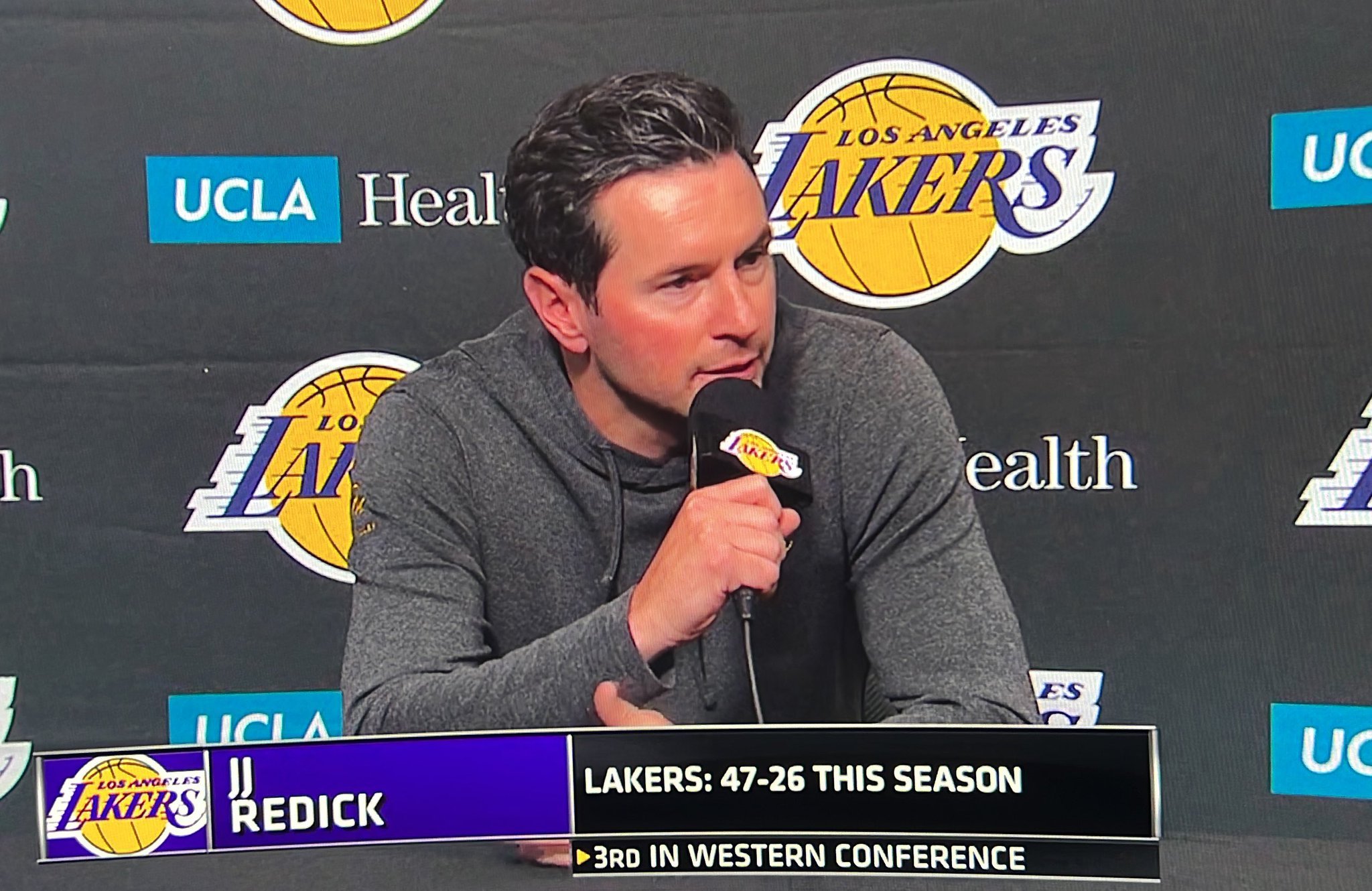 雷迪克谈连胜期间球队养成的冠军级习惯：我想说的不是战术层面的东西。真正关键的，是